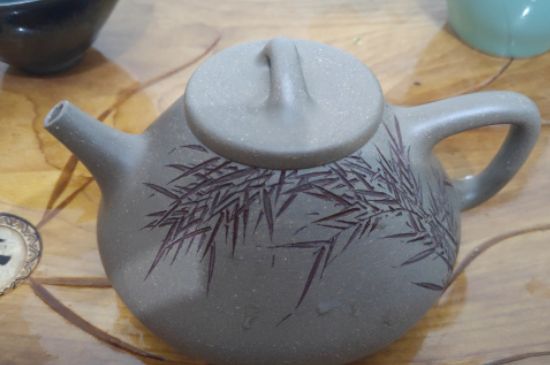 沖泡肉桂用紫砂壺還是蓋碗，武夷巖茶肉桂可以用紫砂壺沖泡嗎？