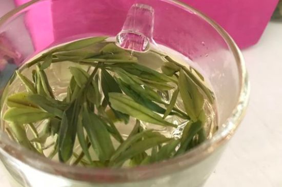 正常下一斤茶葉能喝多久，一個(gè)人一般一個(gè)月喝多少茶葉