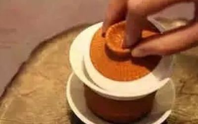 三才蓋碗的正確拿法，三才蓋碗抓碗法圖解