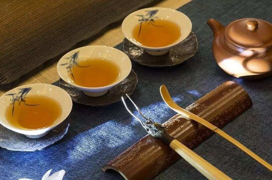 哪些茶適合泡功夫茶，功夫茶應(yīng)該配什么茶葉
