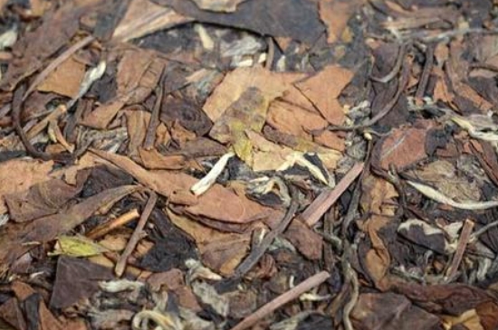 福鼎白茶能長(zhǎng)時(shí)間悶泡嗎，老白茶可以悶著喝嗎？