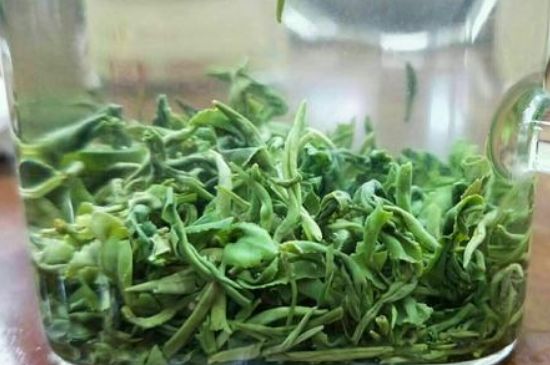 什么茶葉容易放香精，香精茶有什么危害？