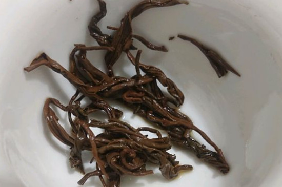 茶葉過期5年了但沒開封，茶葉放久了能喝嗎