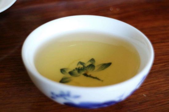 茉莉香精茶的鑒別方法，茉莉茶加香精怎樣識(shí)別？