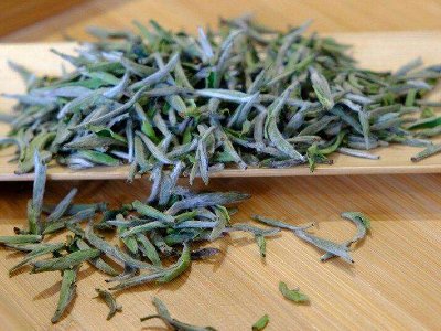 白毫銀針放幾年最好，白毫銀針什么年份最好？