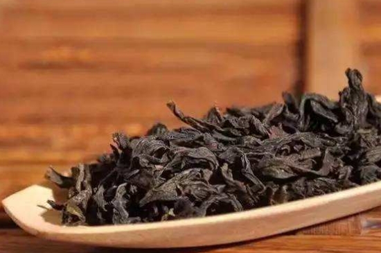 怎樣炭焙巖茶？揭秘武夷巖茶的炭焙技藝