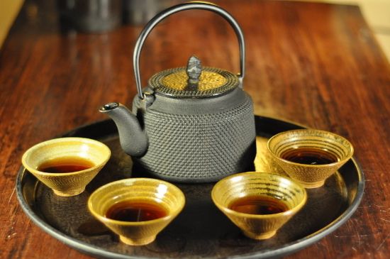 鐵壺生銹了怎么處理，如何防止鐵壺生銹