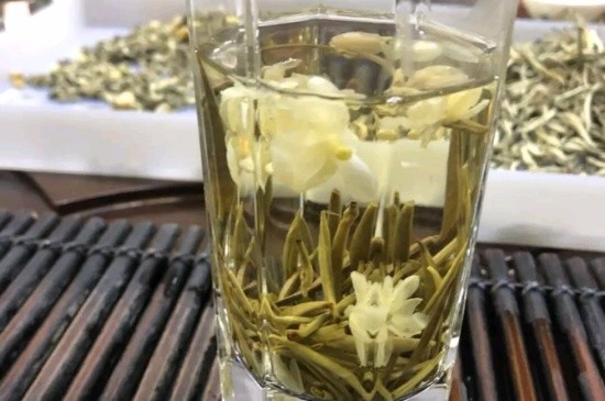 茉莉花花茶能煮嗎，喝茉莉花茶適合煮好還是泡好？
