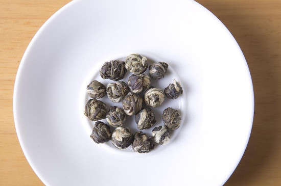 茉莉龍珠茶男人能喝嗎，男性夏季可以喝龍珠茶嗎