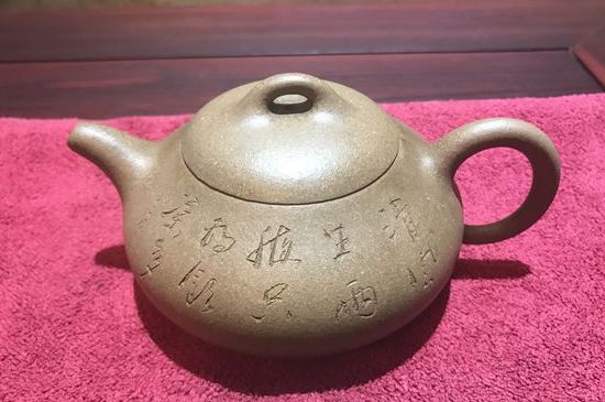 紫砂壺養(yǎng)10年后會(huì)是什么樣，紫砂壺養(yǎng)10年后圖片