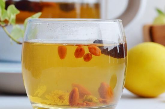 菊花茶的最佳搭配有哪幾樣，菊花茶和什么搭配喝效果好？