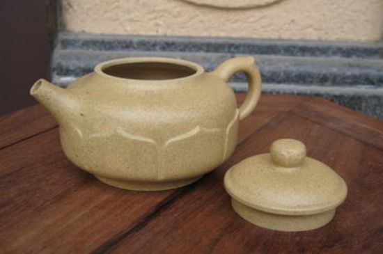 本山綠泥怎么分辨真假，真正的本山綠泥紫砂壺怎么鑒別？
