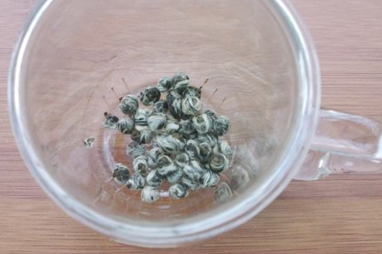 茉莉龍珠茶男人能喝嗎，男性夏季可以喝龍珠茶嗎