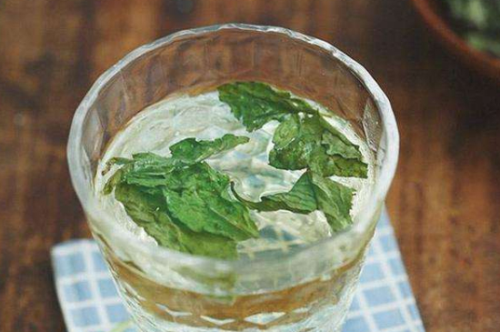 荷葉茶每天喝多少合適，什么時(shí)候喝最好？