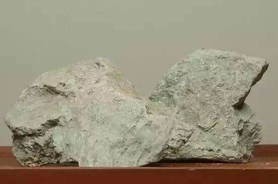 本山綠泥怎么分辨真假，真正的本山綠泥紫砂壺怎么鑒別？