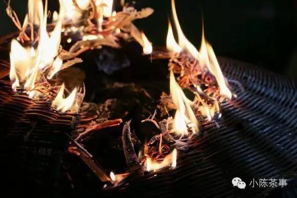 怎樣炭焙巖茶？揭秘武夷巖茶的炭焙技藝