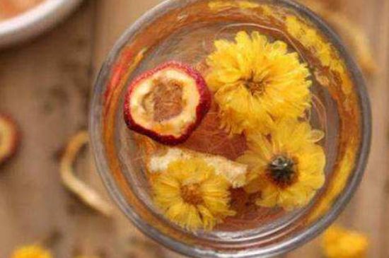 祛濕氣雙花茶，喝什么花茶祛濕氣排毒養(yǎng)顏