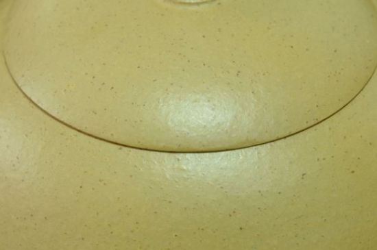 本山綠泥紫砂壺小黑點(diǎn)多嗎，真正本山綠泥會(huì)吐黑嗎？