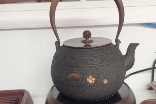常見的七大材質(zhì)的茶具優(yōu)缺點(diǎn)，用什么材質(zhì)的茶具泡茶最好？