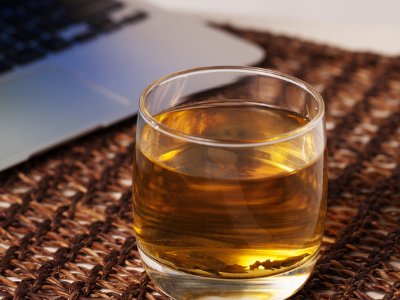 女孩喝茉莉茶的好處，茉莉花茶女生喝好嗎？