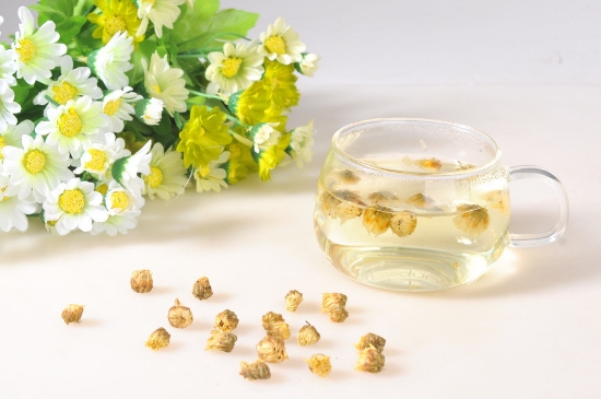 喝菊花茶有什么效果，女人長期喝菊花茶好嗎？