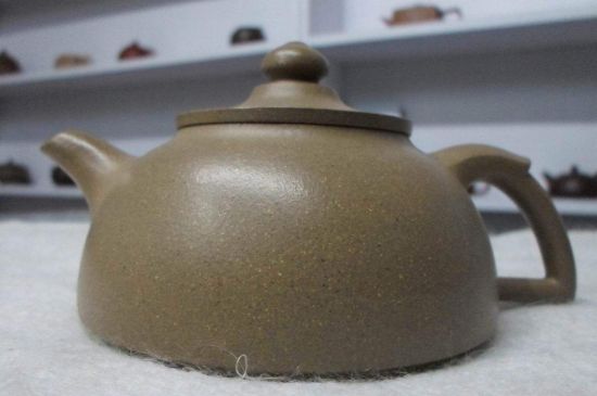 紫砂壺密密麻麻黑點(diǎn)，布滿了很多小黑點(diǎn)的紫砂好嗎