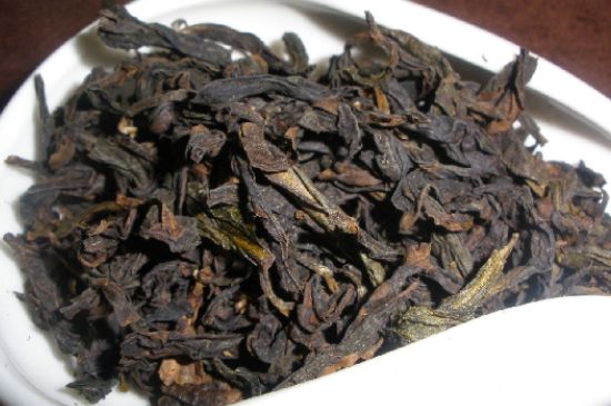 肉桂茶和大紅袍哪個貴，武夷山肉桂與大紅袍的價格比較