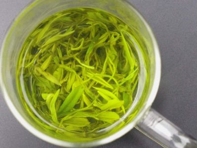 毛峰和毛尖哪個(gè)好一點(diǎn)，毛尖茶好還是毛峰茶好？