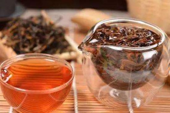 綠茶加重濕氣？濕氣體質(zhì)寒的人能喝綠茶嗎