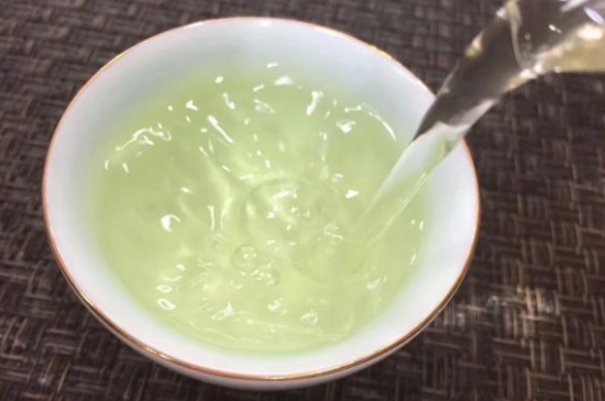 什么茶葉喝起來超級香，什么茶泡出來滿屋濃香?