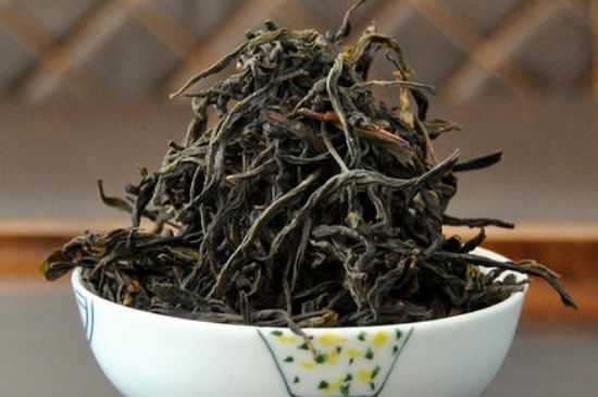 蜜蘭香和鴨屎香區(qū)別，鳳凰單樅鴨屎香vs蜜蘭香圖片對比