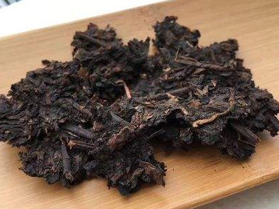 黑茶的功效與作用，長期喝黑茶有什么功效？