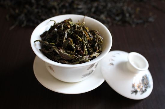 鋸朵仔跟鴨屎香哪個貴，鋸朵子和鴨屎香哪個好喝？