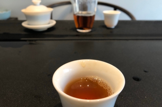 為什么喝巖茶會上火，巖茶喝多上火怎么辦？