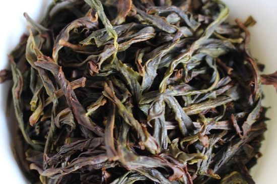 蜜蘭香和鴨屎香區(qū)別，鳳凰單樅鴨屎香vs蜜蘭香圖片對比