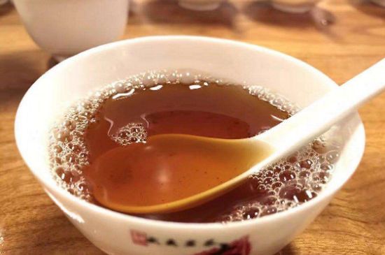 肉桂茶和大紅袍哪個貴，武夷山肉桂與大紅袍的價格比較