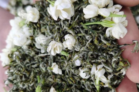 什么茶葉喝起來超級香，什么茶泡出來滿屋濃香?