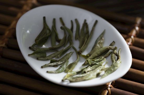 新白毫銀針和老白毫銀針的區(qū)別，新老白毫銀針的品質(zhì)特征