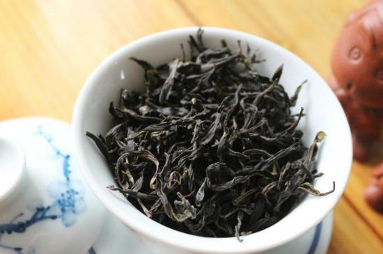 鋸朵仔跟鴨屎香哪個貴，鋸朵子和鴨屎香哪個好喝？