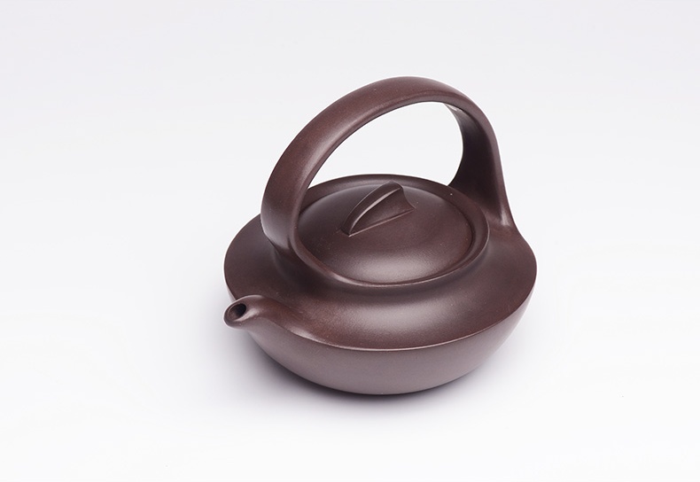 提梁精美紫砂壺，創(chuàng)意手工紫砂壺